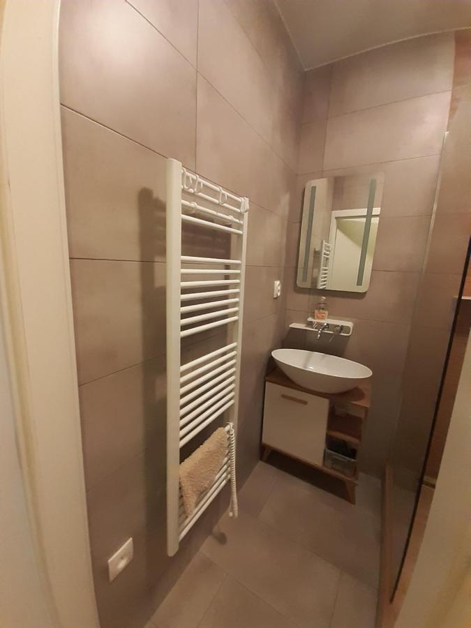 Apartment Klimka With Balcony, Free Wifi And Free Parking Bratislava Eksteriør bilde
